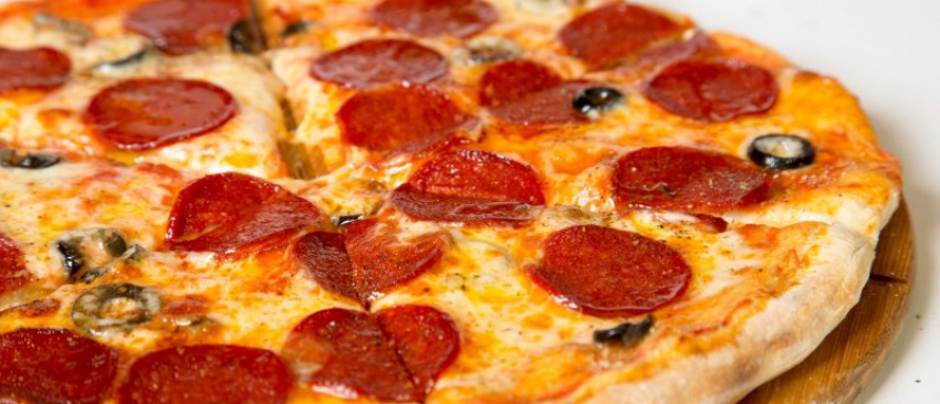 Пицца – любимое блюдо всех поколений.